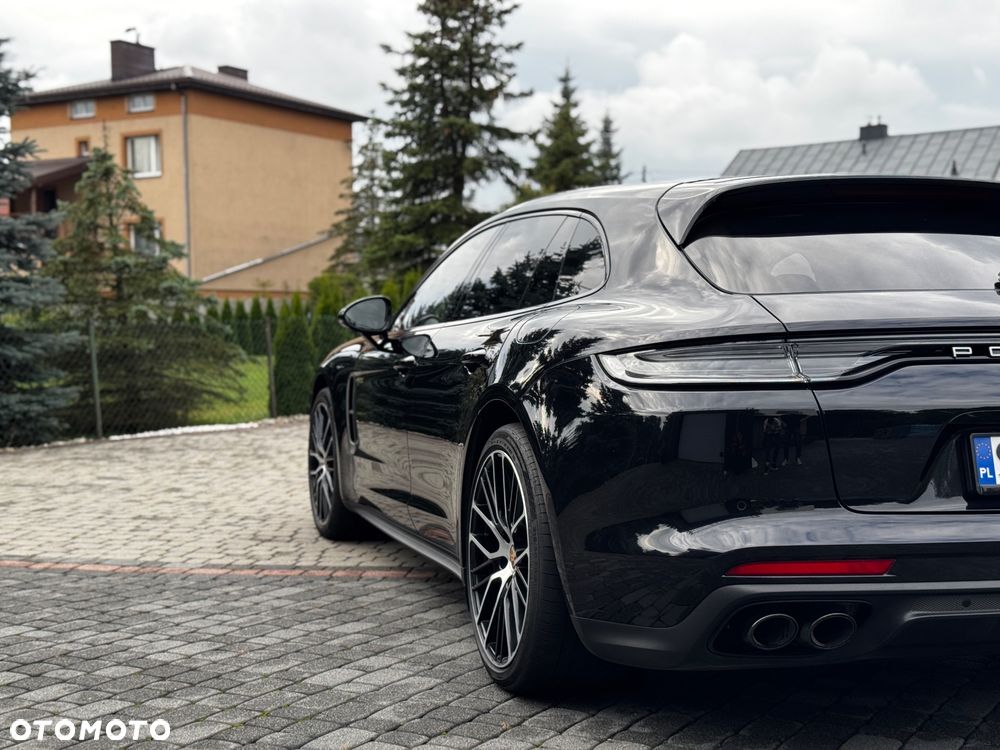 Porsche Panamera 4 E-Hybrid Platinum Edition - 34