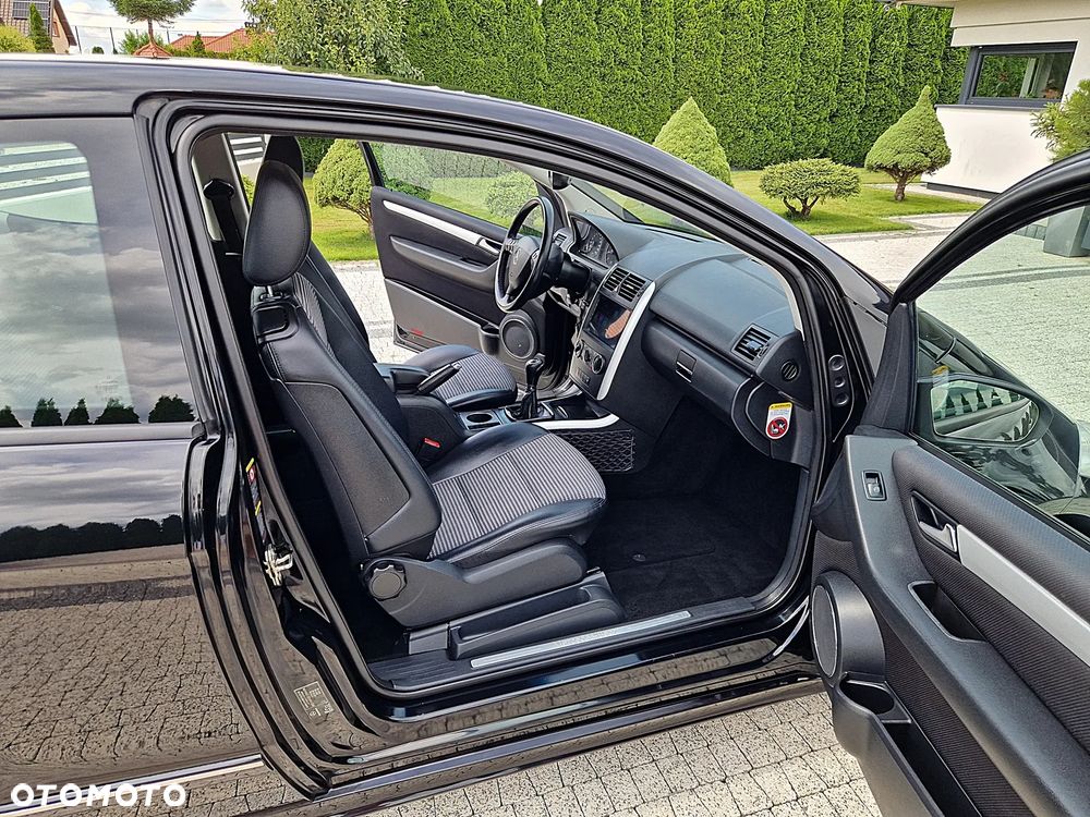 Mercedes-Benz Klasa A 170 Avantgarde Edition 10 - 10