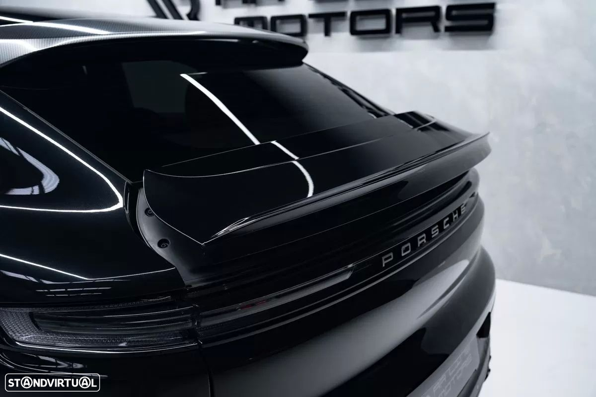 Porsche Cayenne Coupé E-Hybrid - 16