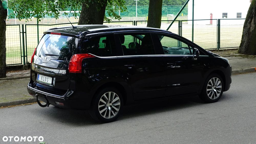 Peugeot 5008 1.6 THP Premium - 35