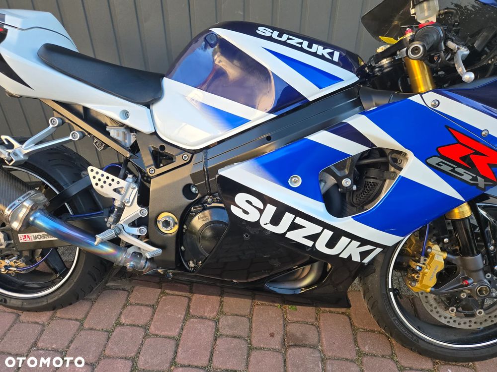 Suzuki GSX-R - 17