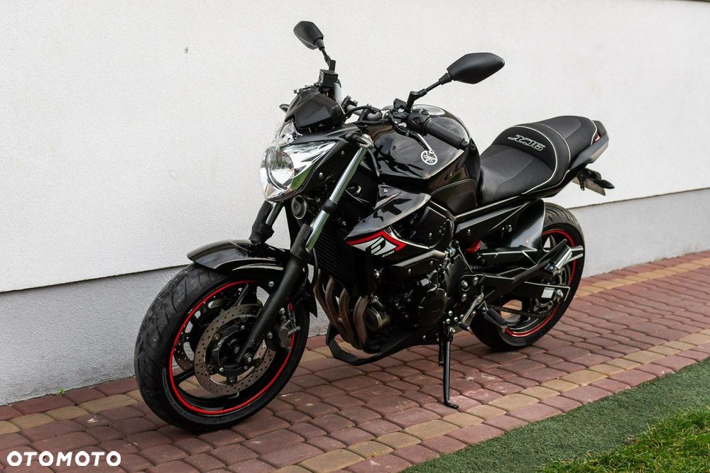 Yamaha XJ - 6