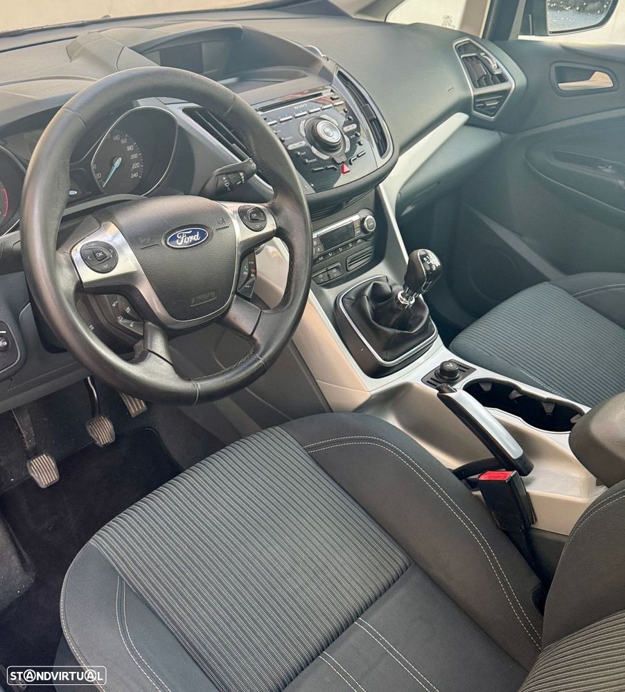 Ford C-Max 2.0 TDCi Titanium - 4