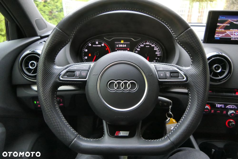 Audi A3 Sportback 1.4 TFSI cylinder on demand S line Sportpaket - 18