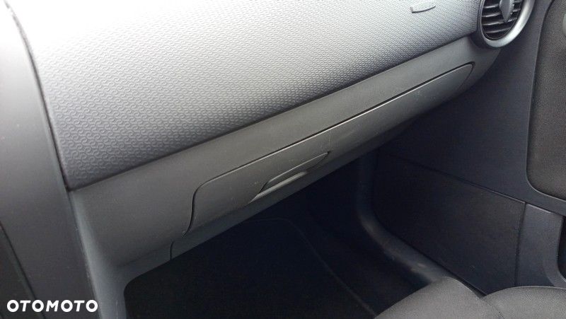 Seat Ibiza 1.6 16V Comfort Edition - 23