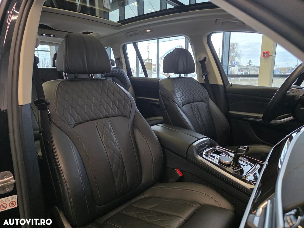 BMW X7 xDrive40i - 12