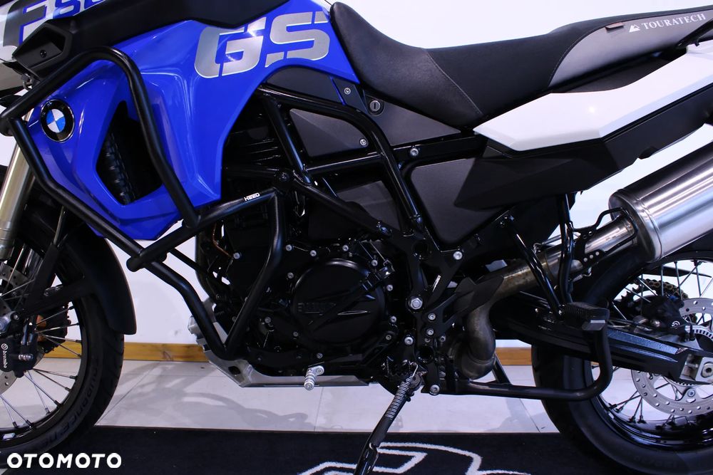 BMW F - 23