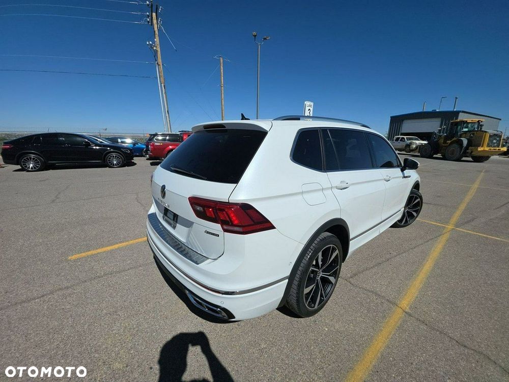 Volkswagen Tiguan - 4