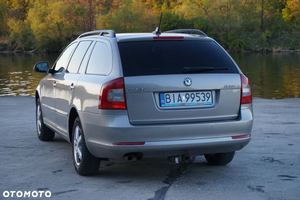 Skoda Octavia 1.6 TDI DPF 4x4 Ambition - 7