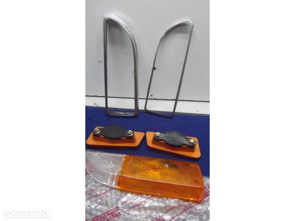 toyota corolla 1200 farolim , aros e refletores - 2