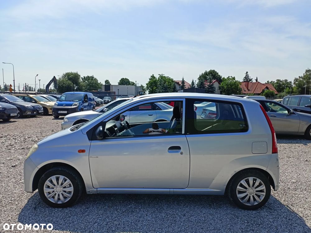 Daihatsu Cuore - 2