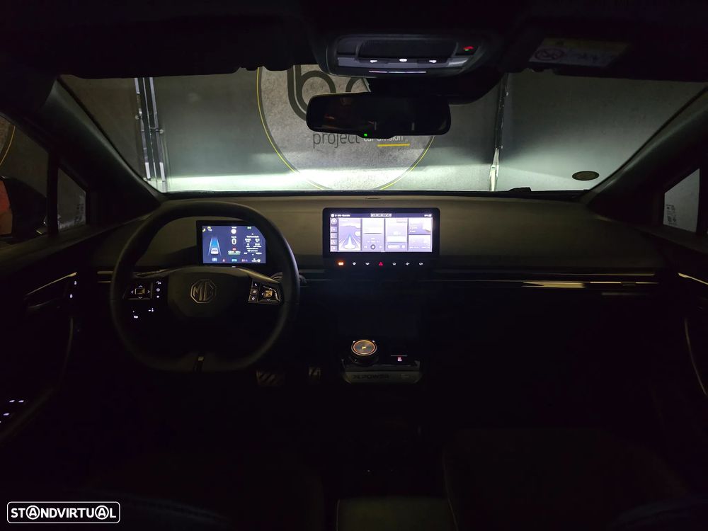 MG MG4 64 kWh XPower Luxury - 29