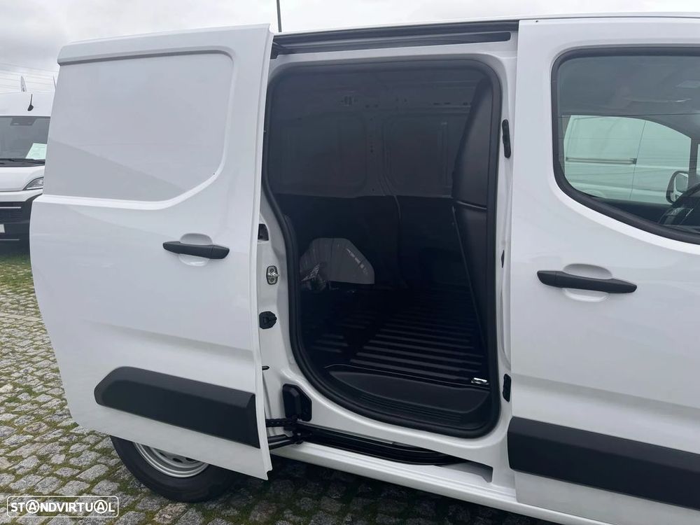 Opel Combo Cargo Electric L1 - 12