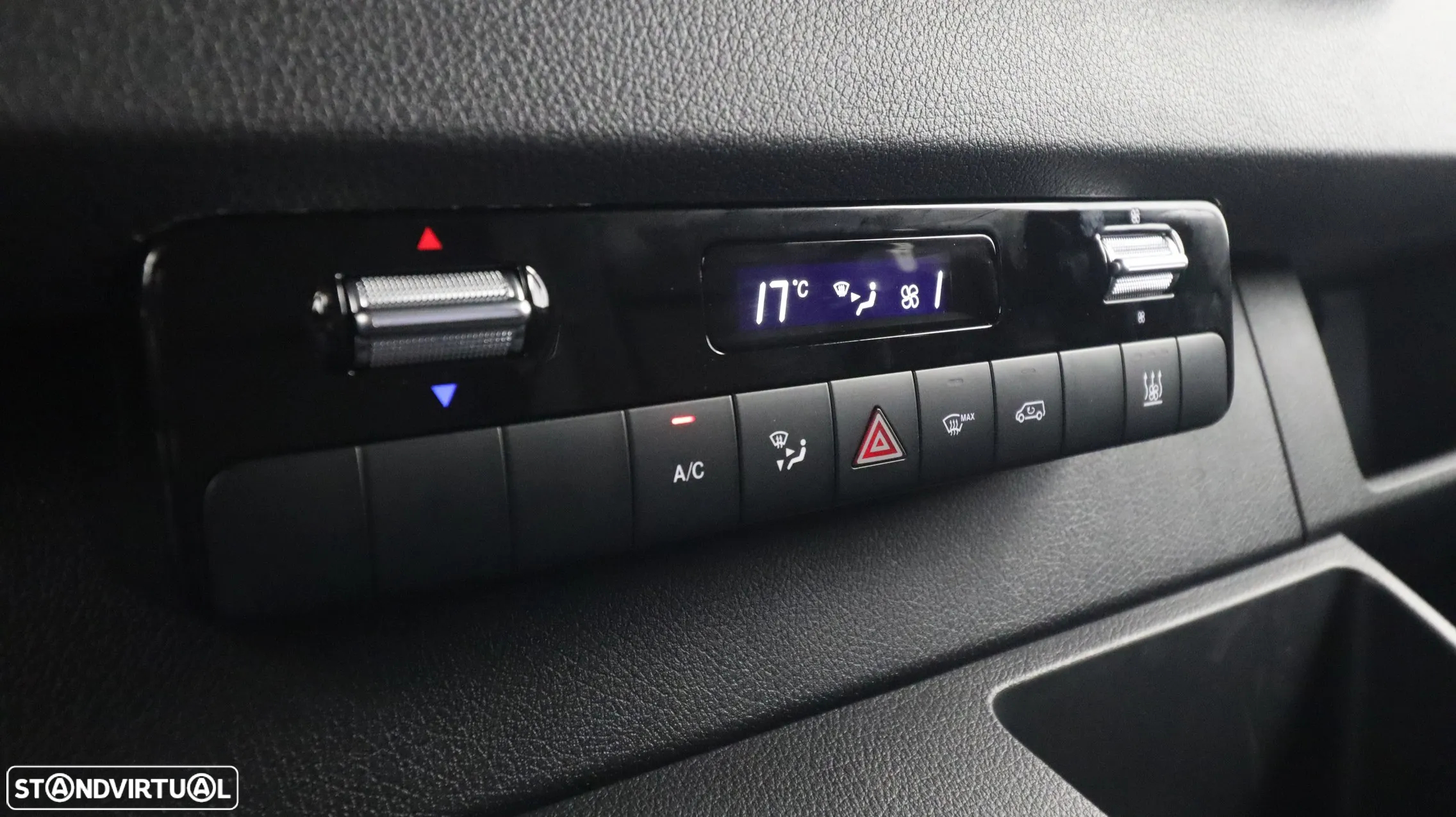 Mercedes-Benz eSprinter - 26