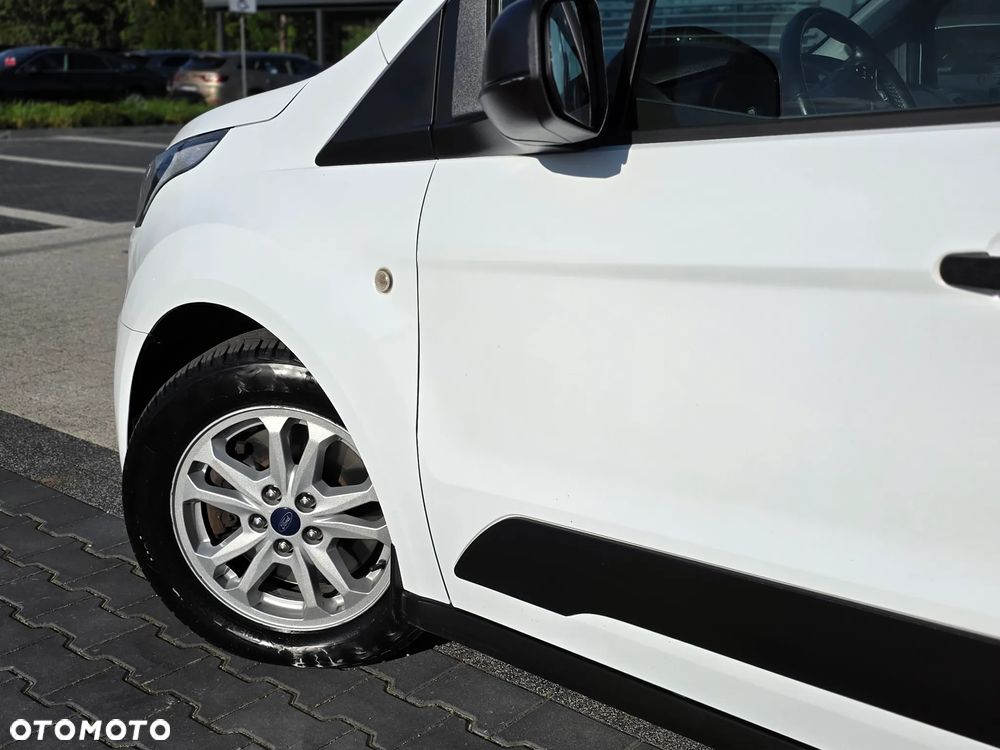 Ford Tourneo Connect - 25
