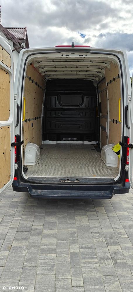 Volkswagen Crafter - 9