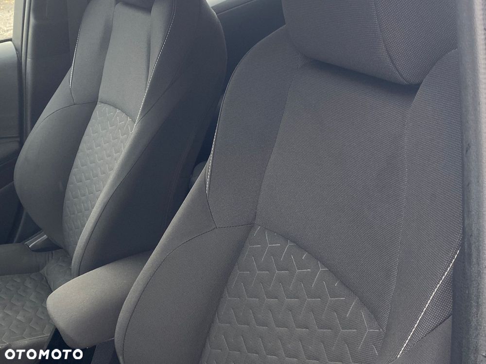 Toyota Corolla 1.8 Hybrid Comfort - 22