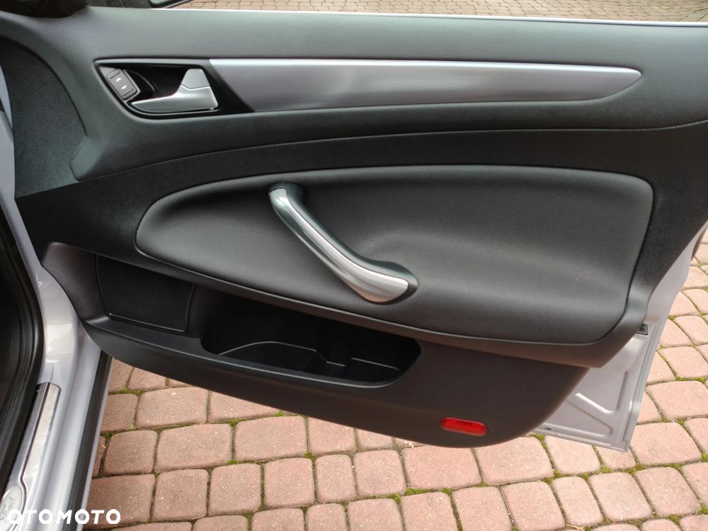 Ford Mondeo 2.0 TDCi Titanium X - 36