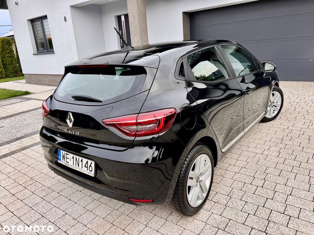 Renault Clio - 24
