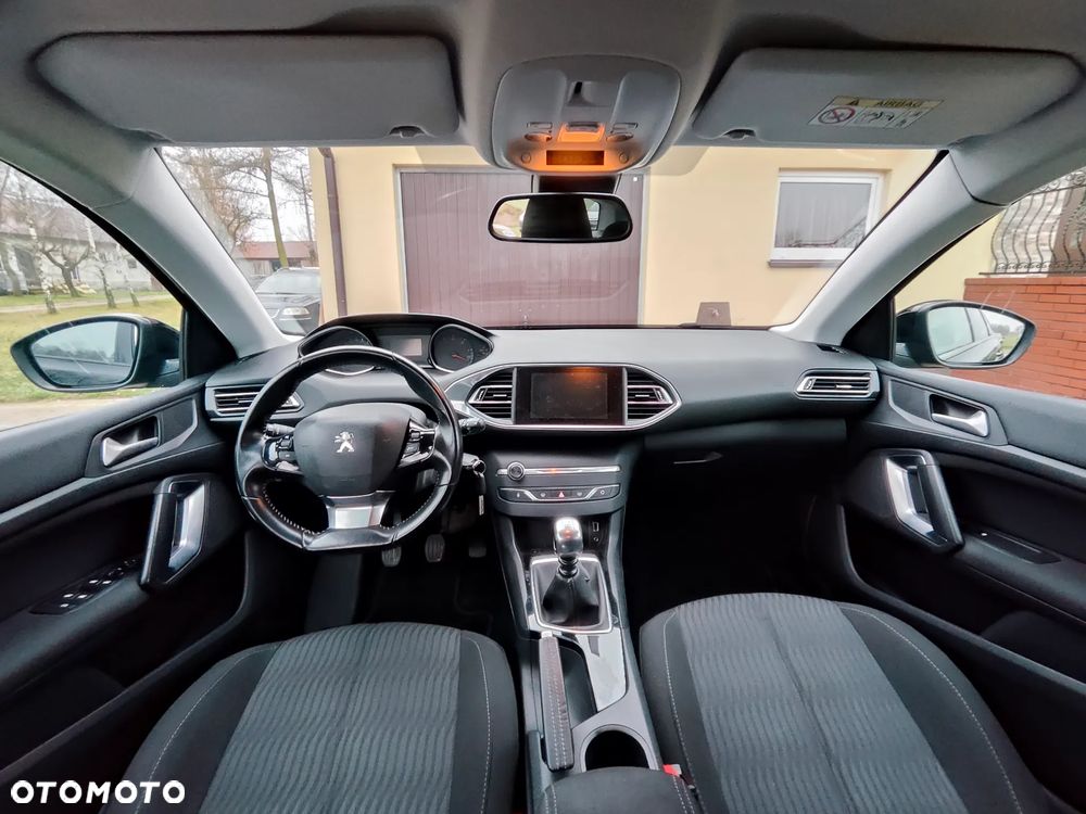 Peugeot 308 - 17