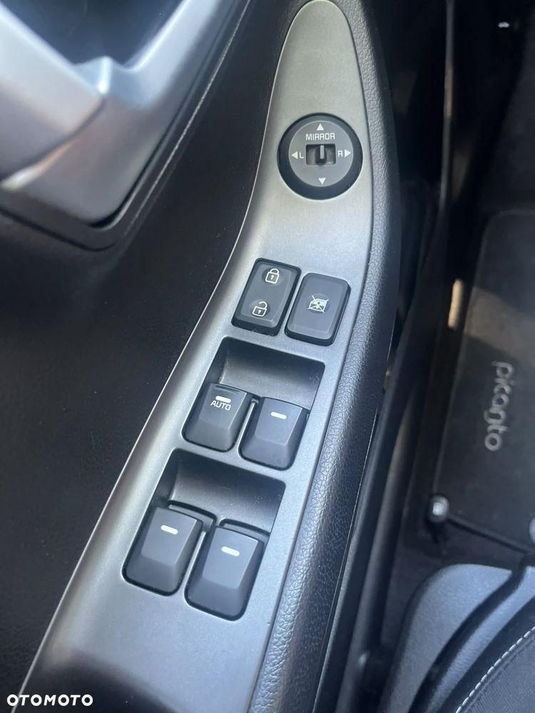Kia Picanto 1.2 ISG UEFA EURO 2016 - 18