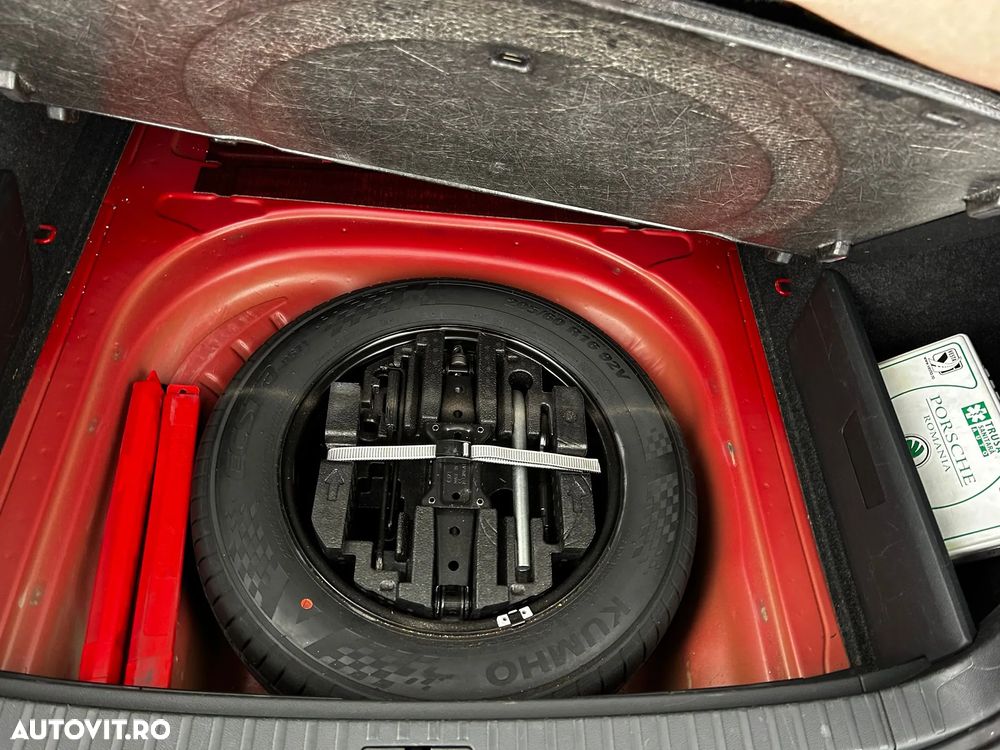 Skoda Octavia Combi 2.0 TDI DSG 4X4 Style - 20