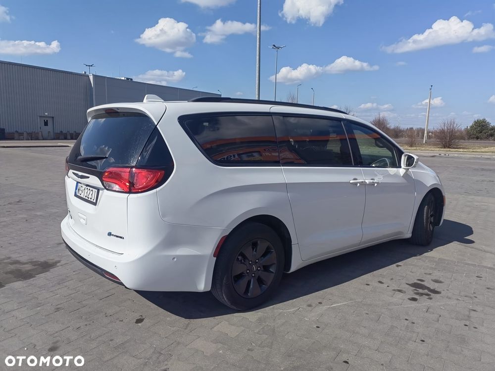 Chrysler Pacifica - 9