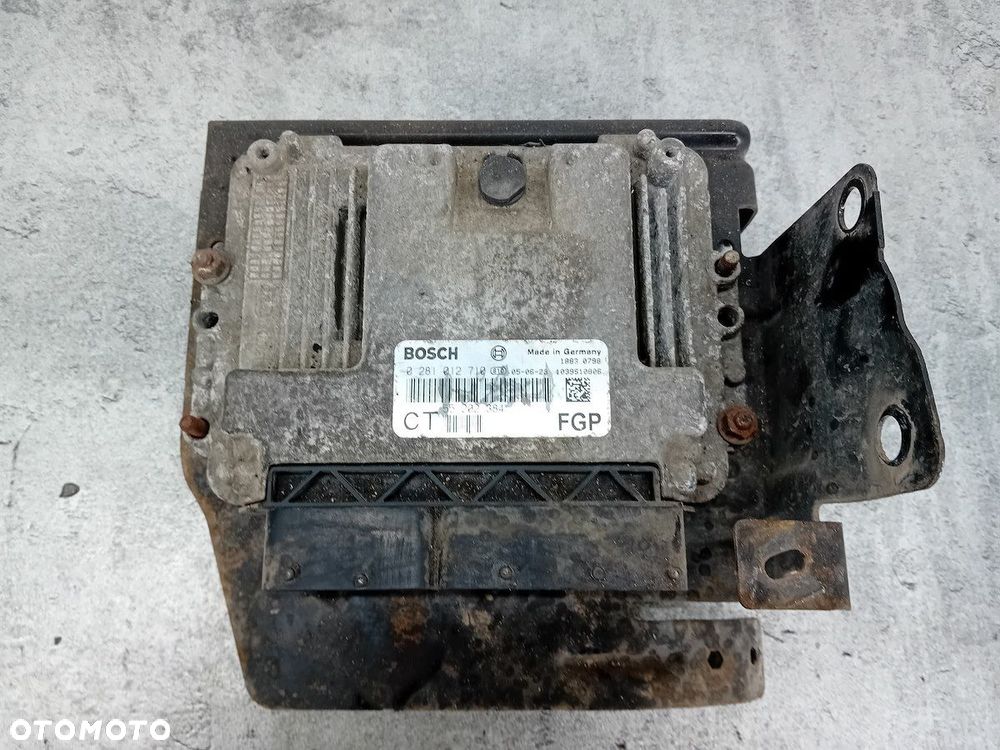 KOMPUTER, STEROWNIK OPEL ZAFIRA B 55202384 0281012710  BOSCH 1.9 CDTI - 1