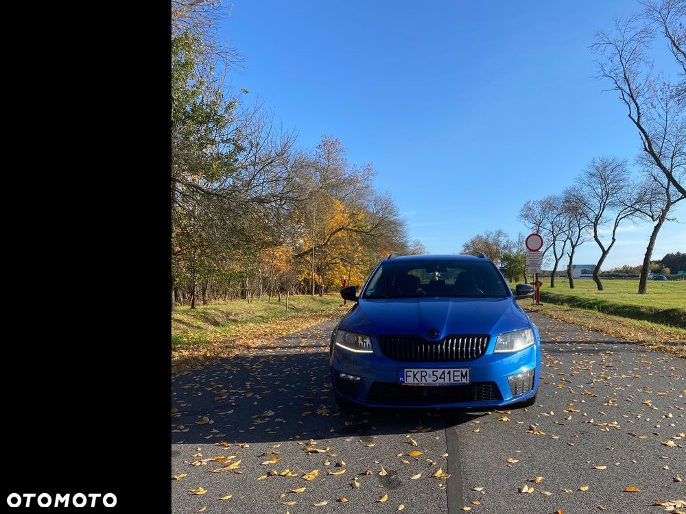 Skoda Octavia 2.0 TDI RS DSG - 5