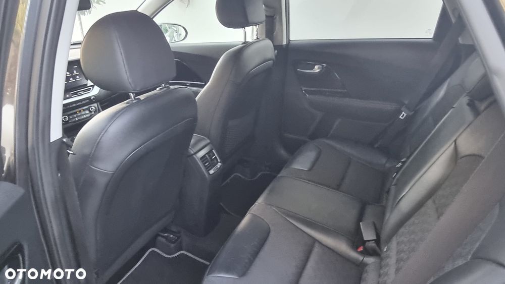 Kia Niro 1.6 GDI Hybrid L Business Line - 15