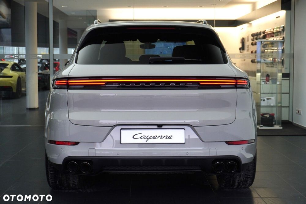 Porsche Cayenne E-Hybrid PHEV - 16