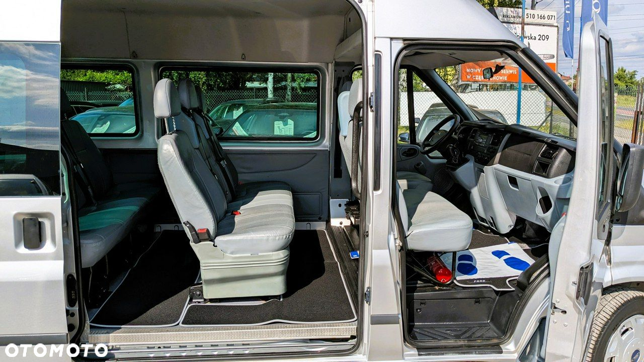 Ford Transit - 16