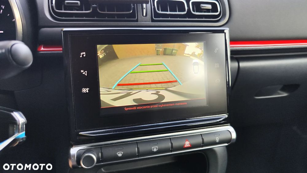 Citroën C3 1.2 PureTech Shine - 37