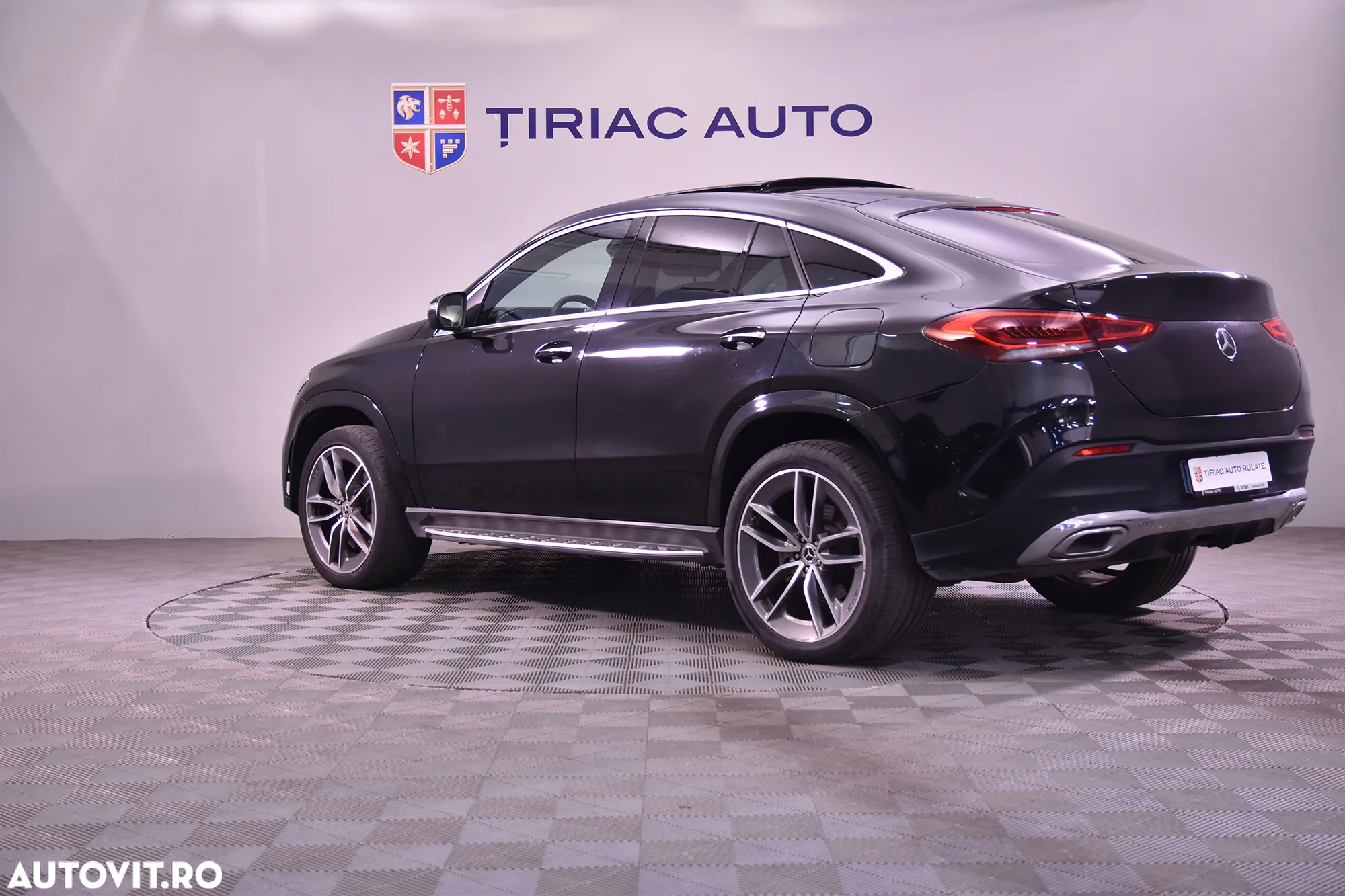 Mercedes-Benz GLE Coupe 350 e 4Matic 9G-TRONIC AMG Line - 3