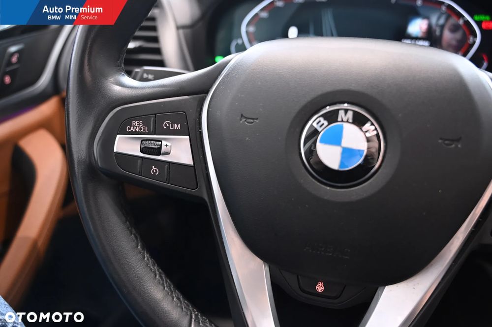 BMW X3 xDrive20i - 6