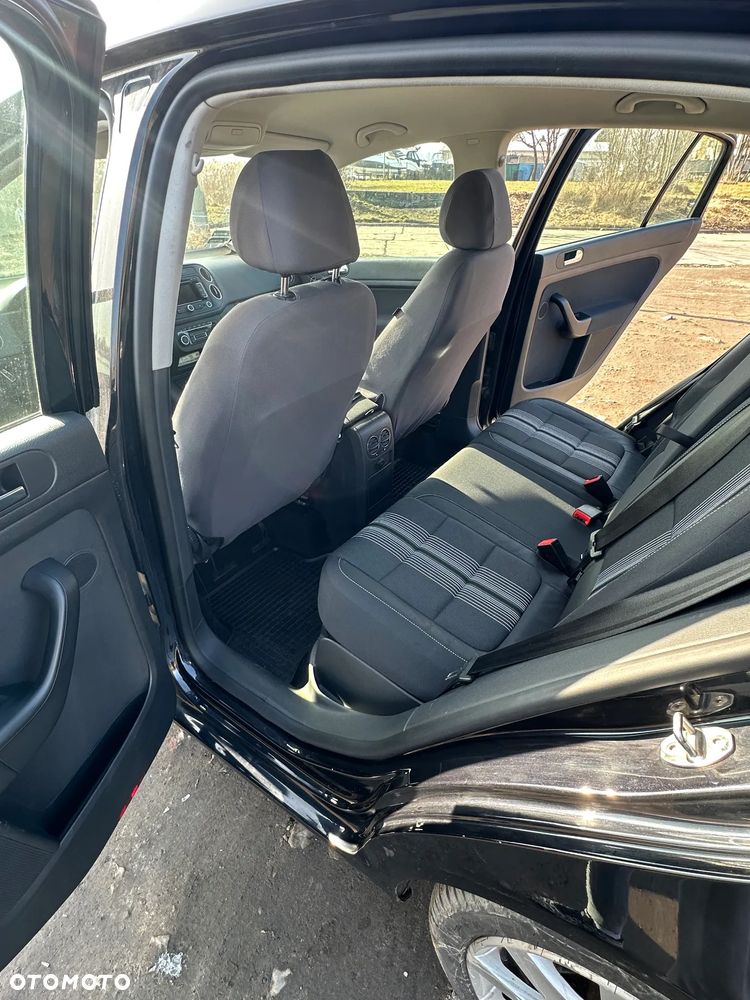 Volkswagen Golf Plus - 12