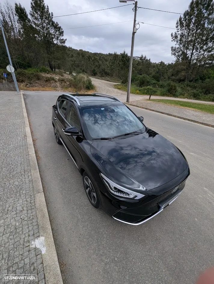 MG ZS EV 72.6 kWh Luxury - 2