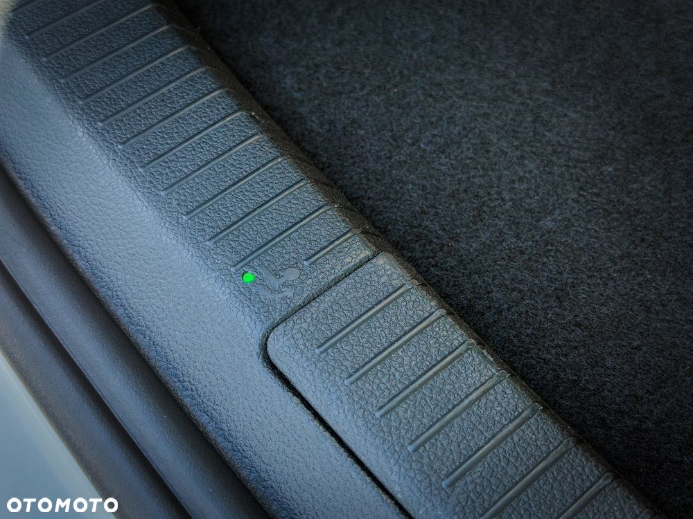 Volkswagen Golf 2.0 TDI DSG Join - 9