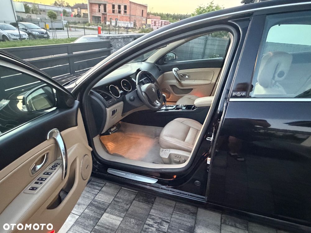 Renault Latitude - 8