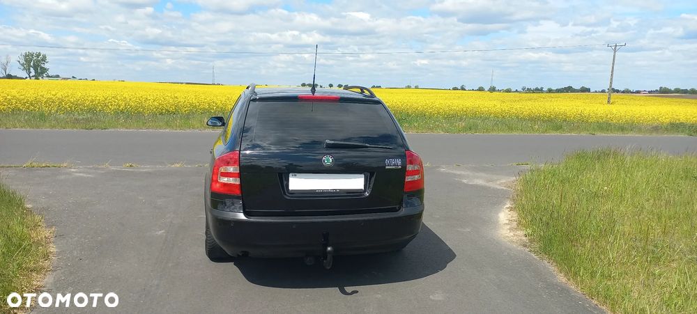 Skoda Octavia 1.6 Ambiente - 4