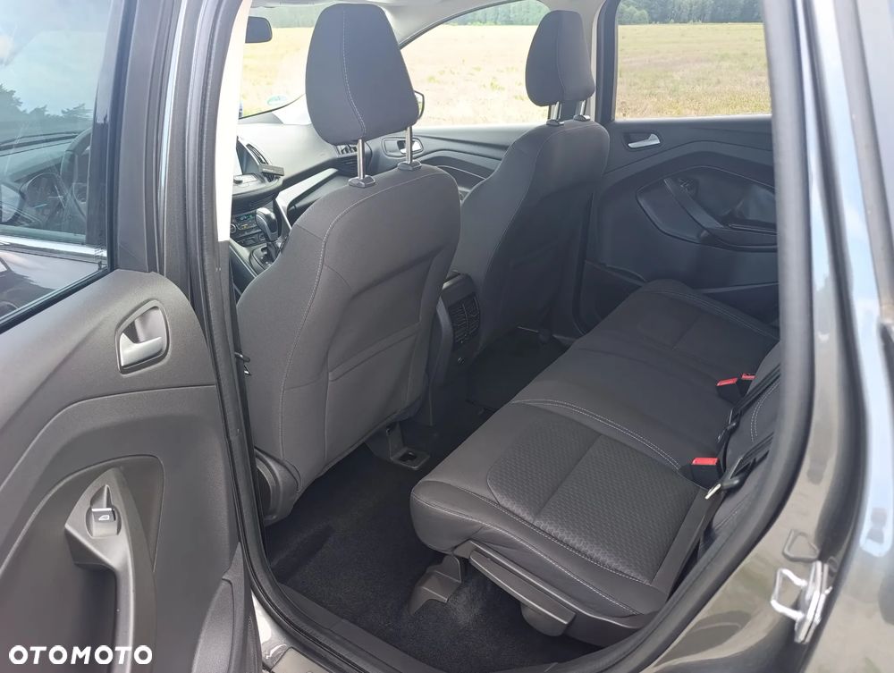 Ford Kuga 1.5 TDCi 2x4 Cool & Connect - 18
