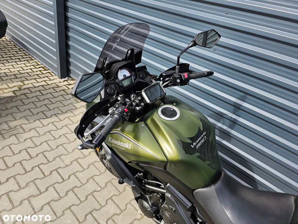 Kawasaki Versys 650 - 8