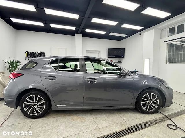 Lexus CT 200h Elegance - 11