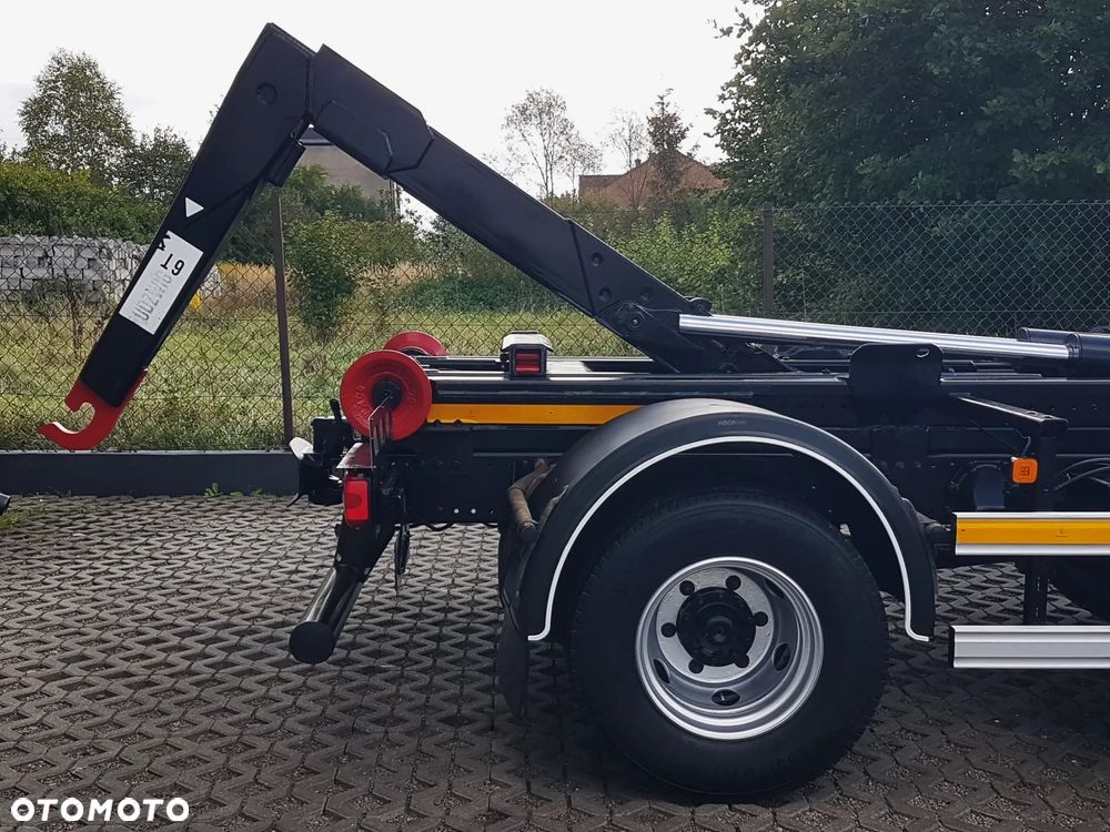 MAN TGL 12.220 HAKOWIEC 4x2 KLIMA - 19