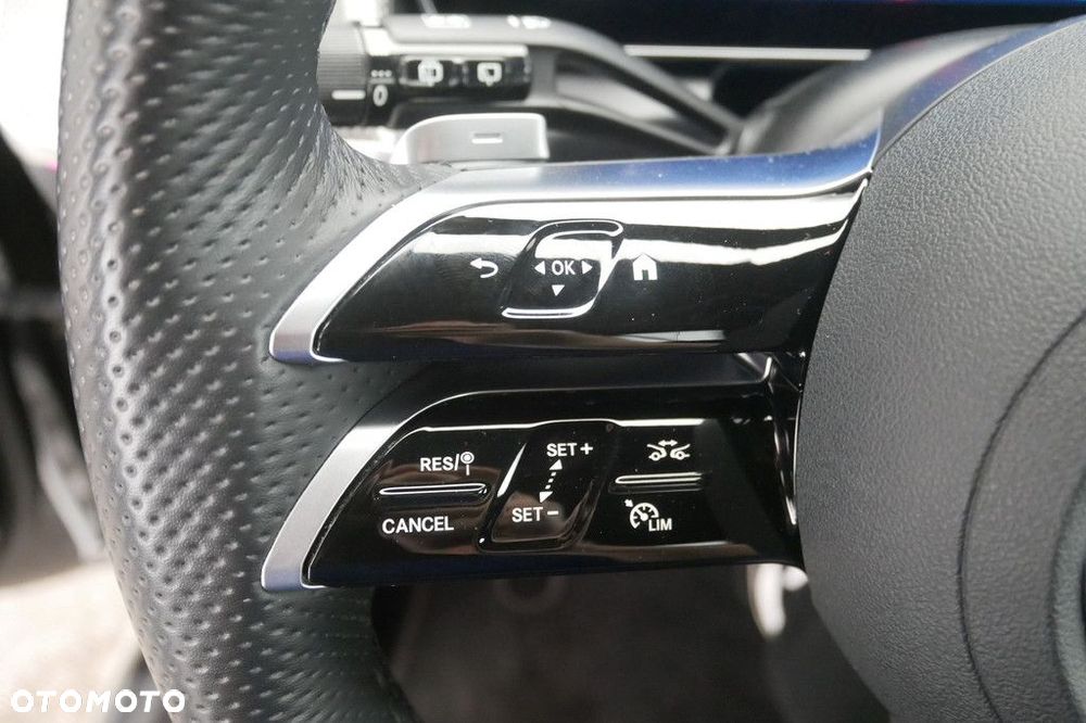 Mercedes-Benz GLC - 29