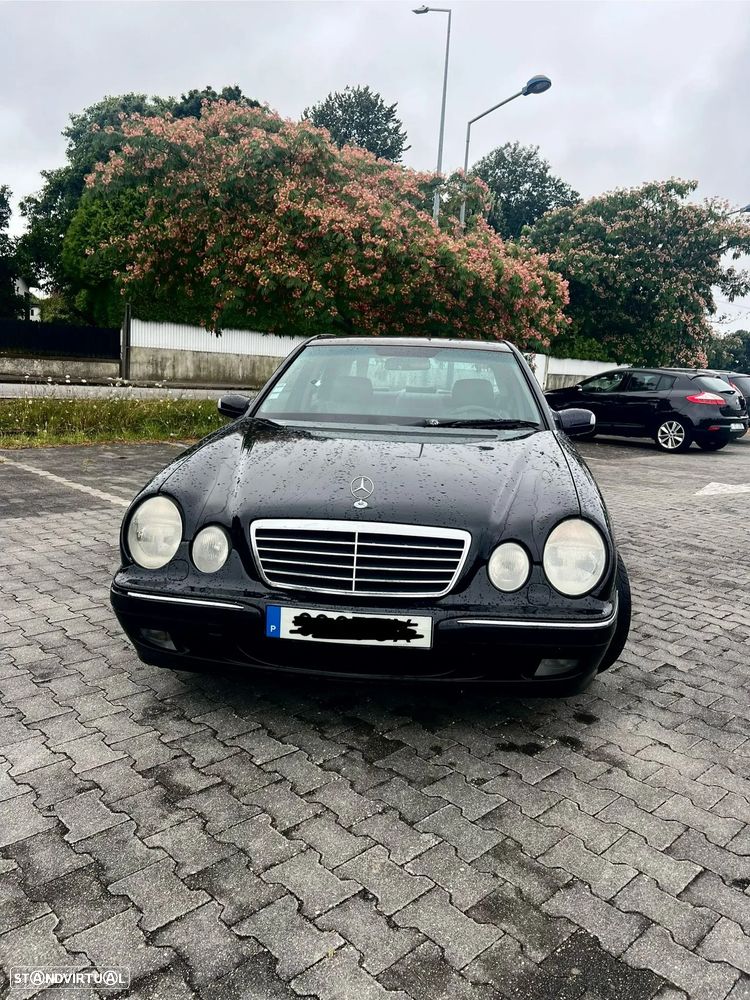 Mercedes-Benz E 220 CDI Avantgarde - 3