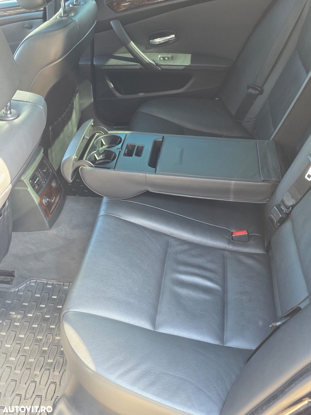 BMW Seria 5 525d Aut. Edition Sport - 10