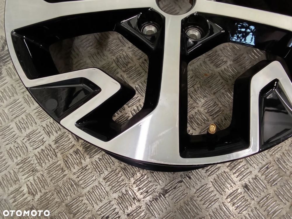 1x Felga Kia Sportage 7,5Jx18 et51 5x114,3 - 2