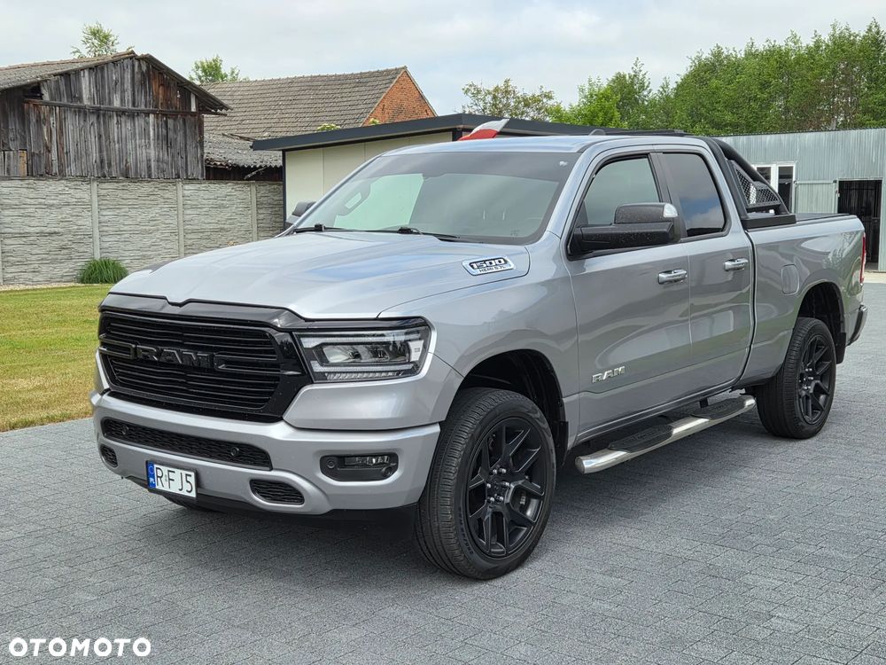 Dodge RAM 5.7 4x4 - 2