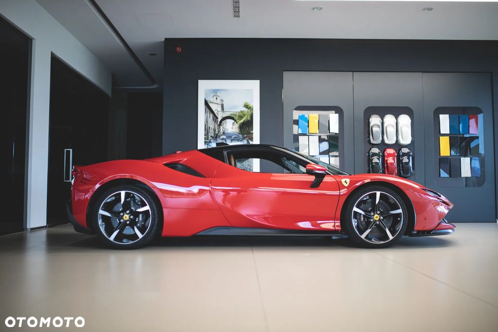 Ferrari SF90 Stradale - 6